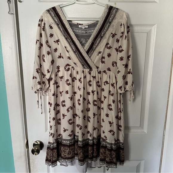 Maurice’s Women’s Paisley V Neck High Low Dress Size Medium - Picture 1 of 7